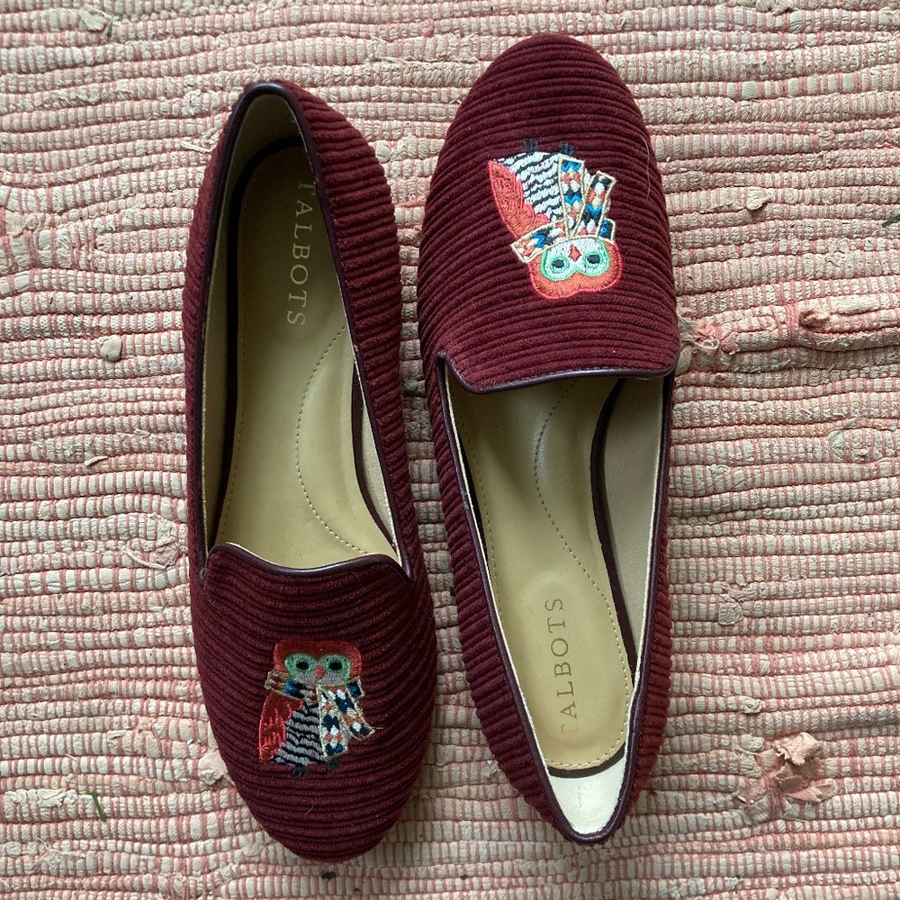 Talbots maroon corduroy embroidered slip ons, size 6M, NWOT
